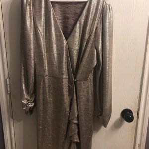 Gold long sleeve wrap dress Woman’s size XL